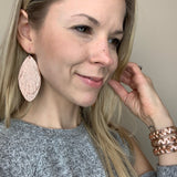 Metallic Fringe Feather Leaf