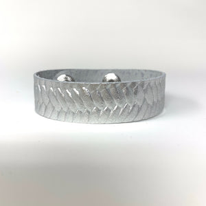 Metallic Braided Embossed Skinny Cuff