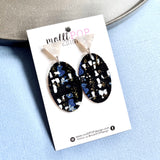 Oval Leather Sweater Plaid with Triangle Stud Earrings